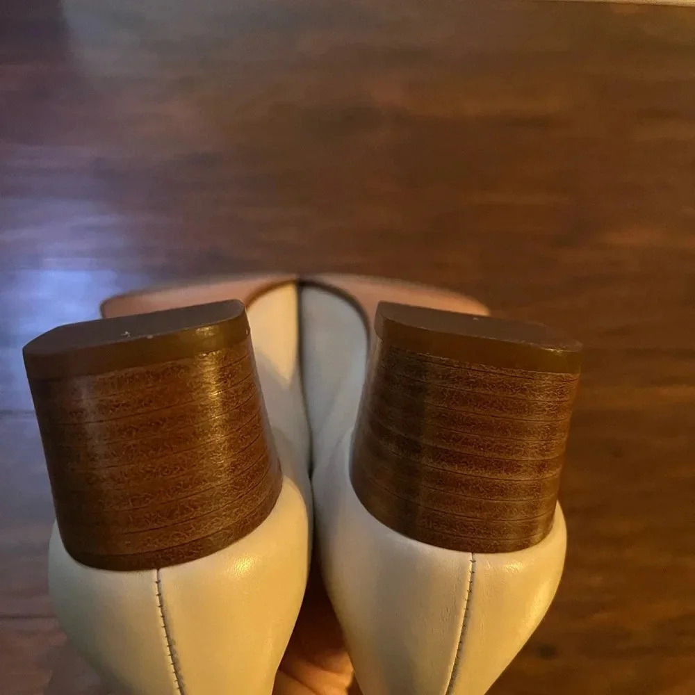 Salvatore Ferragamo Dress Shoes-Tan and white, low heel- Fancy Size 6 - Picture 8 of 13